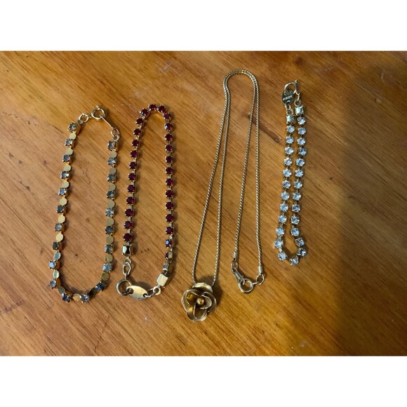 Avon Lot. 15” 14k GF Rose necklace - Picture 1 of 3